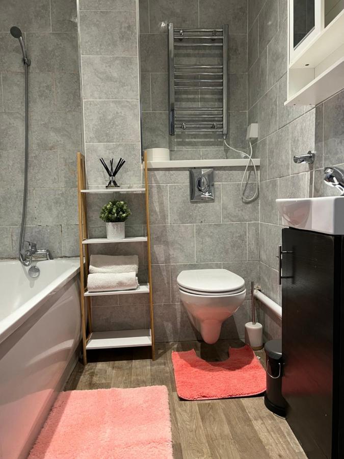 3 Bedroom Flat In King'S Cross, St Pancras'S. 2 Minutes To Euston. London Eksteriør billede